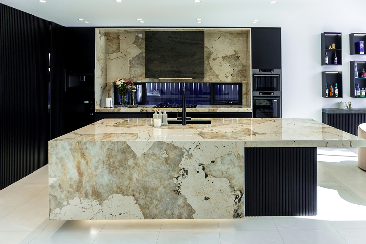 Dekton